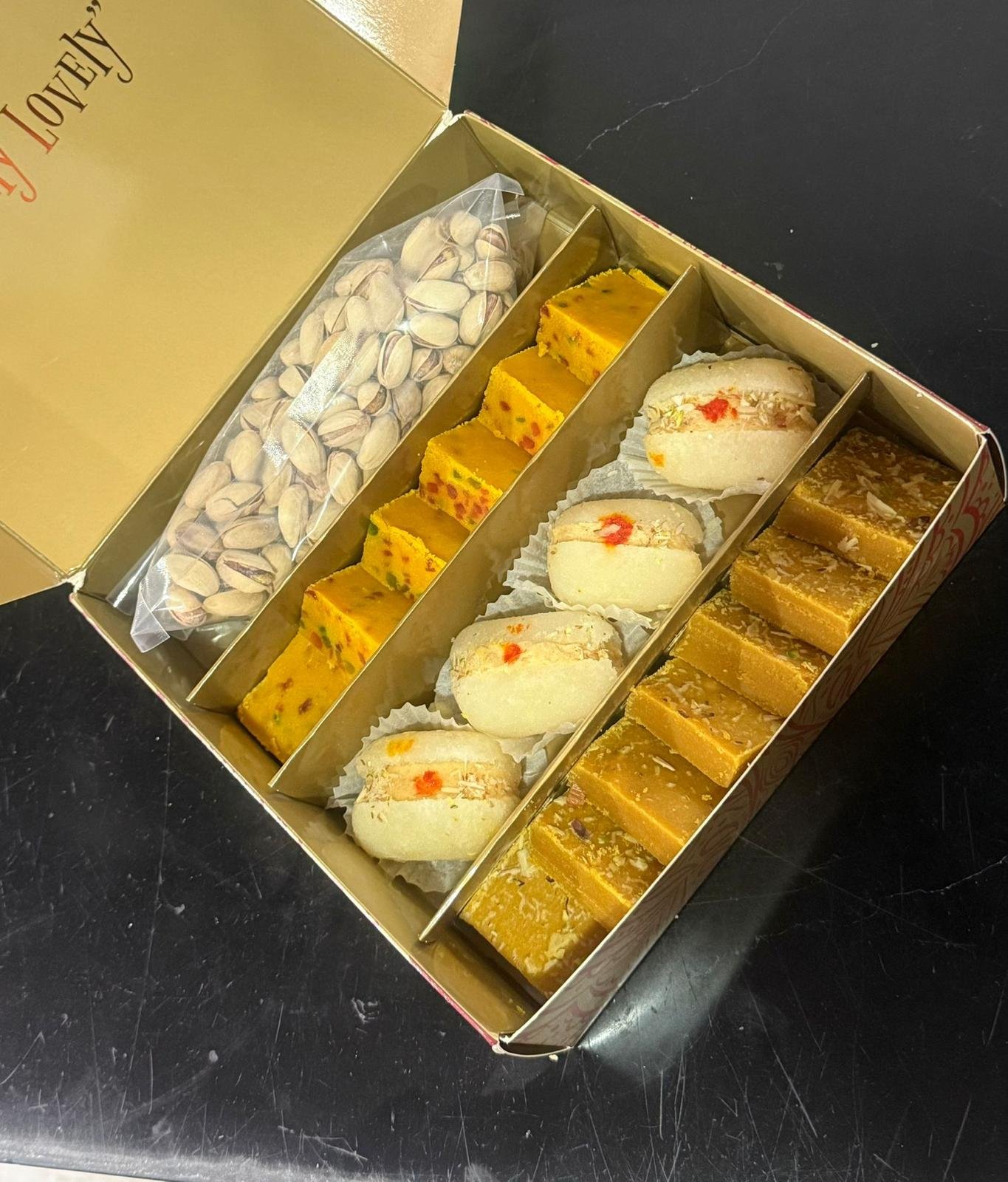 Box 12(1kg) Premium Sweets