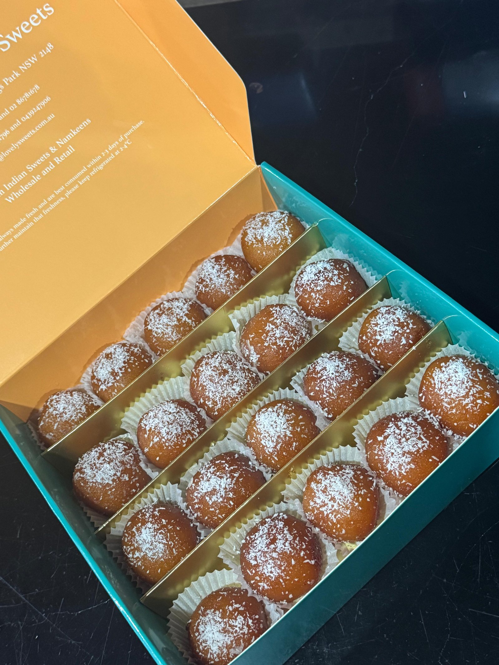 Box 17(1kg) Premium Sweets